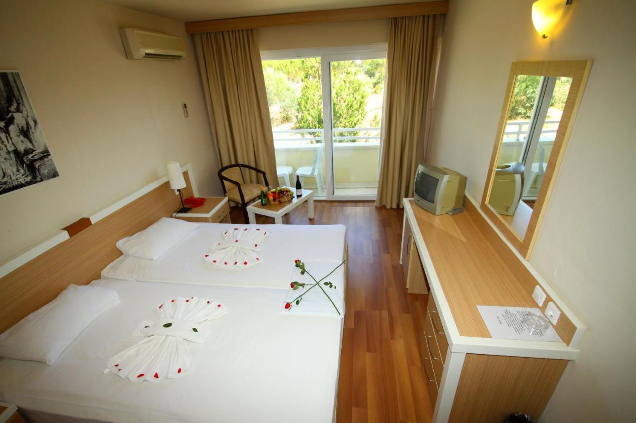 Tuntas Beach Hotel Дидим Экстерьер фото